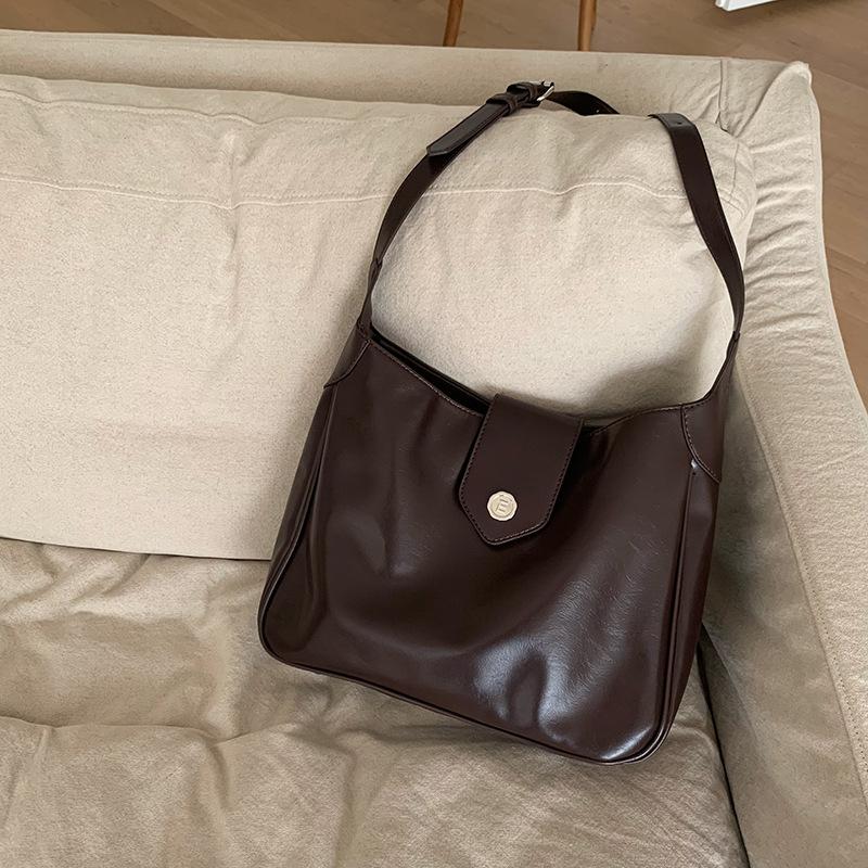Vintage Oily Leather Niche Design Women's Bag Korean Autumn and Winter New Design Versatile One-shoulder Tote Bag Large Size Capacity Crossbody Bag
