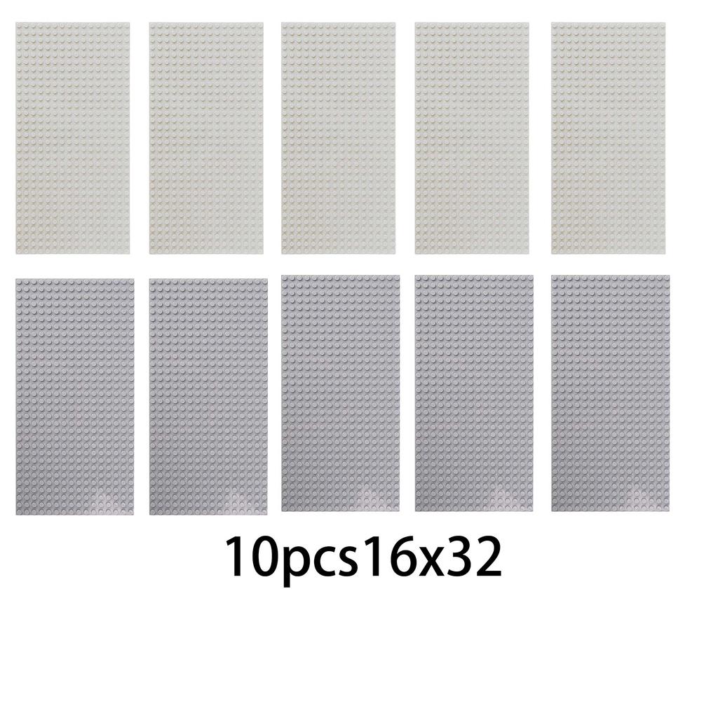 Идеально подходят для игры и демонстрации построек из строительных блоков, эти 10 деталей с 16x32 отверстиями идеально подходят для травяных поверхностей.