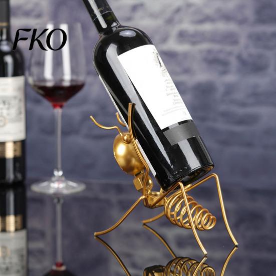 Eye-catching Wine Display Metal Ant Rack, Freestanding Bottle Holder, Stable Retro Golden Rack Art Ornament Red Stand, for Home Kitchen Bar