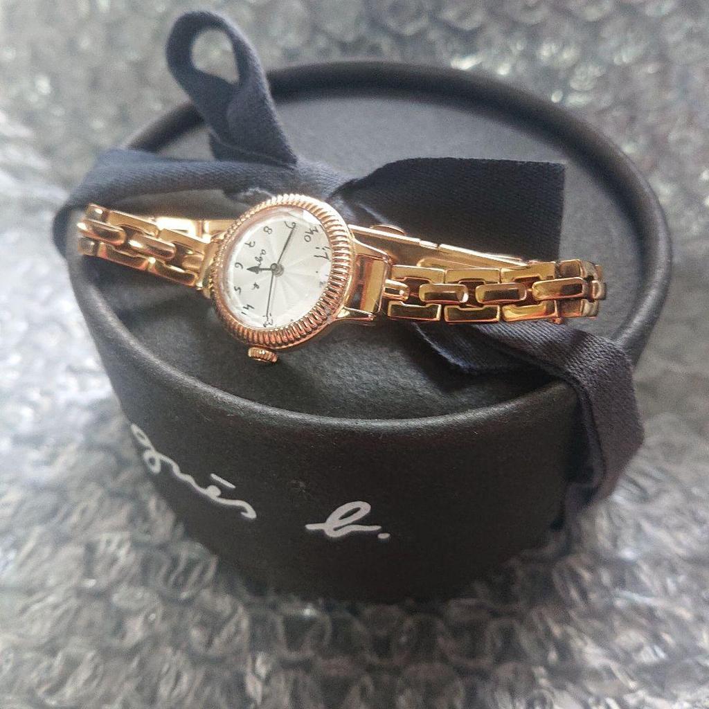 [Б/У] agnes.b 1N01 agnes.b. кварцевые часы