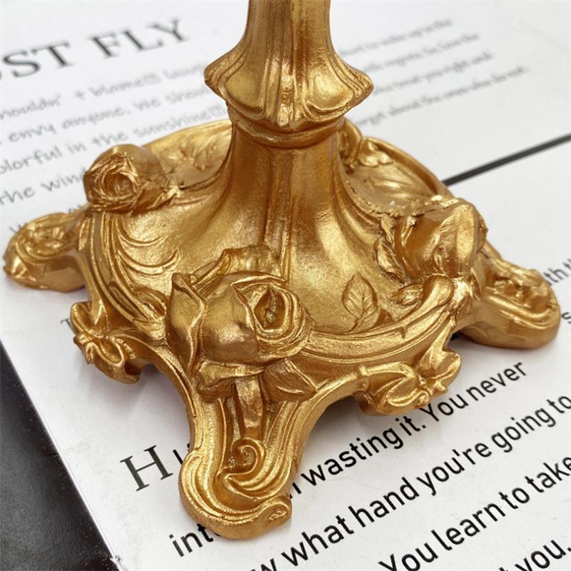 European Retro Candle Holder Baroque Art Candlestick Vintage Home Decoration Wedding Desktop Candlelit Dinner Ornament Photoprop