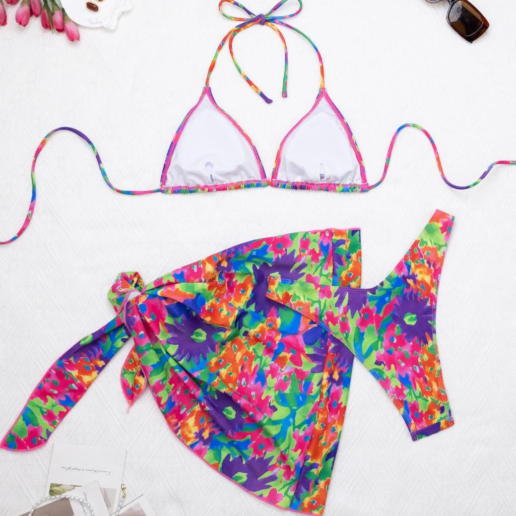 Spot bikini 1011 new European and American swimsuit women's sexy floral swimsuit three-piece set