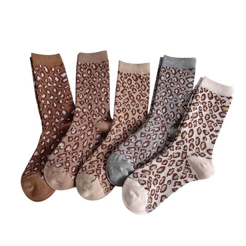 5 Pairs of Thick Mid-calf Socks for Women In Autumn and Winter, Retro Leopard Print Warm Combed Cotton Pile Socks for Women