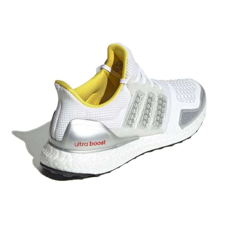 Мужские кроссовки LEGO x adidas UltraBoost DNA Белые Облачно-белые Шокирующе-синие FY7690