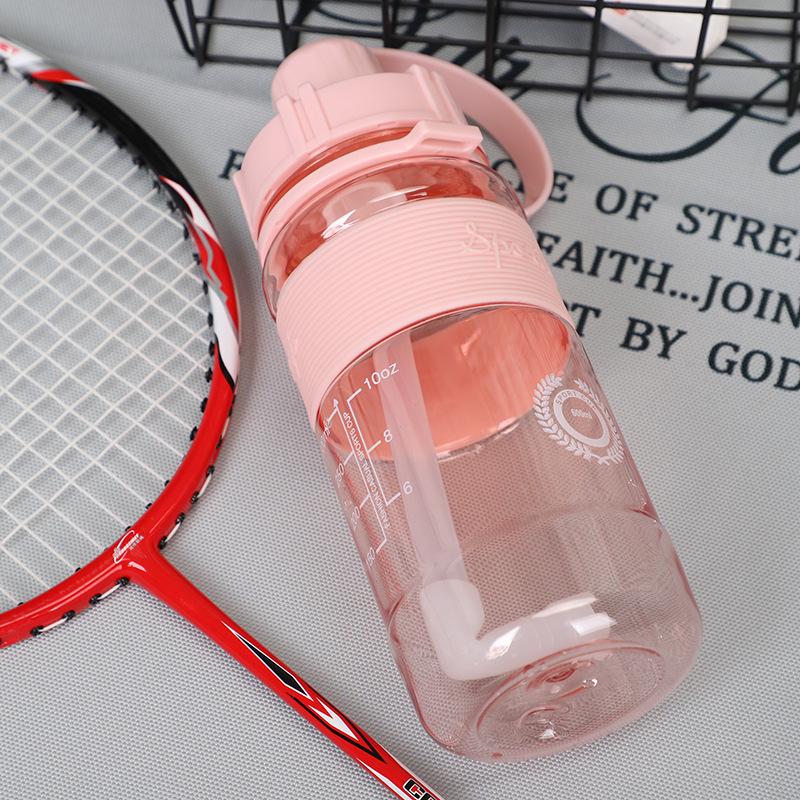 600/1000/1500 мл/2000 Чашка большой емкости для уличного пространства с соломой Студенческая пластиковая чашка для воды Портативная чашка для занятий спортом на открытом воздухе Бутылка с водой