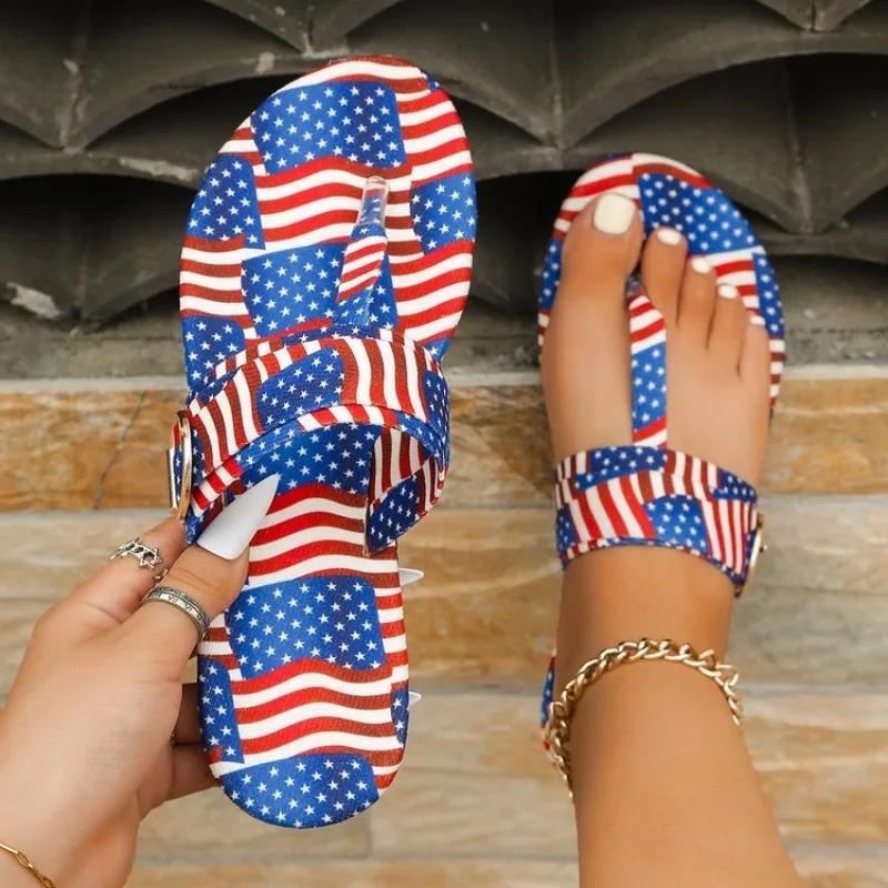 2024 Новые летние сандалии женские модные повседневные пляжные шлепанцы на открытом воздухе с металлическими украшениями женские туфли на плоской подошве большие размеры 35-43