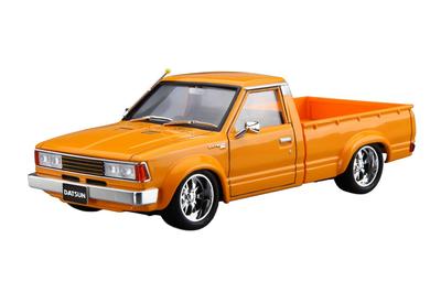 Аошима Бунка Кёзай (АОСИМА) Модель Автомобиля 1/24 720 Datsun Truck Custom '82 (Nissan) Пластиковая модель