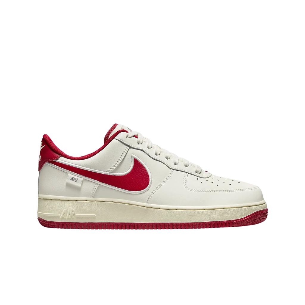 Nike Air Force 1 '07 Парусный/Красный