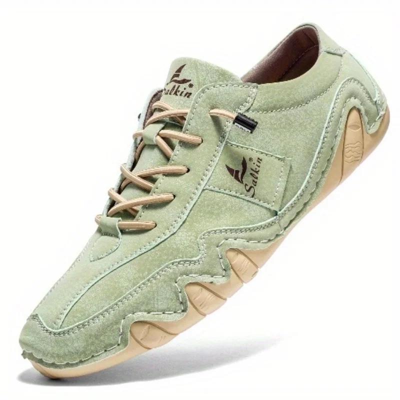 Новые мужские повседневные кожаные кроссовки для ходьбы на открытом воздухе 2024 г. Новые модные мужские мягкие туфли для отдыха на свежем воздухе с вышитыми этикетками