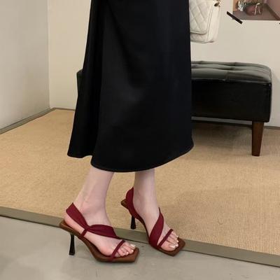 Ретро сандалии на квадратном каблуке, однословные туфли на высоком каблуке, французские элегантные крутые шлепанцы, шлепанцы на высоком каблуке с открытым носком на одной педали