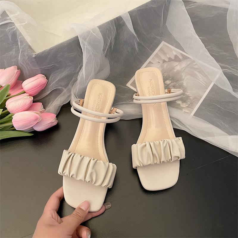 Temperament thick-heeled sandals women's 2025 summer new Korean version square head pleated open-toed one-word buckle strap high-heeled sandals women