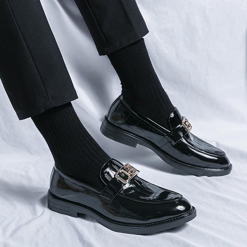 Men's Business Shoes Man Male Patent Leather Pattern Mens Oxfords Dress Loafers Wedding Party Shoes for Men Size 38-45 Men Flats