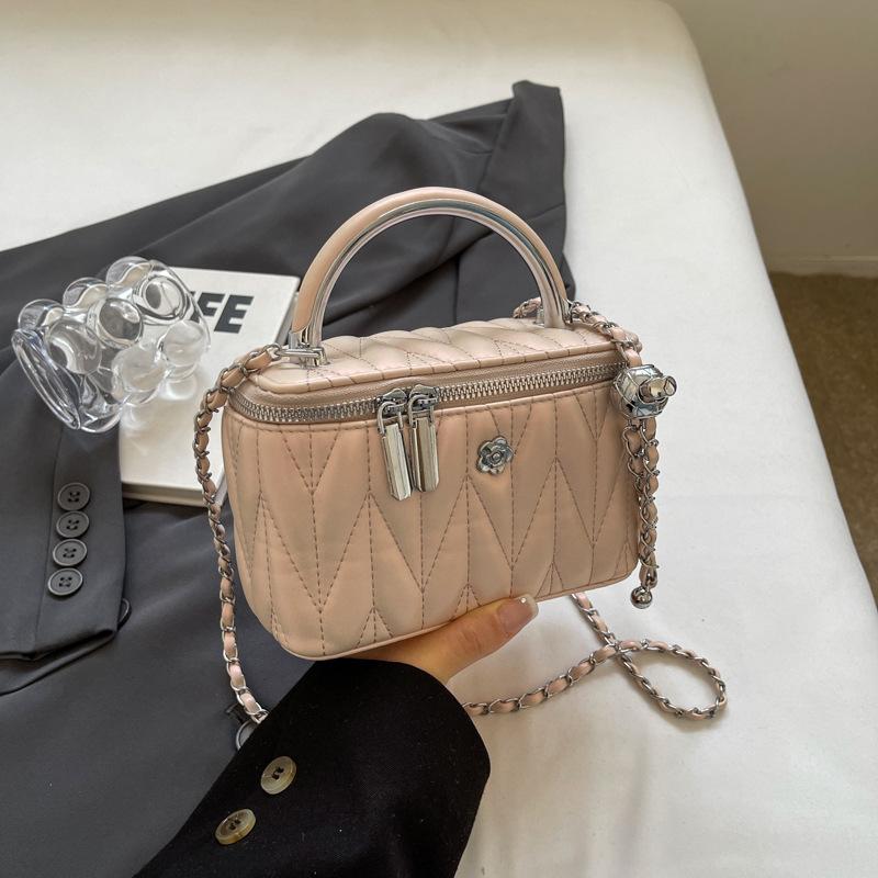 Маленькая сумка-ведро с вышивкой ромбами 2024 года, новая женская сумка, летняя сумка в иностранном стиле, универсальная сумка-мессенджер, маленькая квадратная сумка