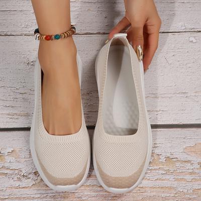 Весна 2025 года, новые повседневные туфли на мягкой подошве с круглой головкой и мелким горлом для мам с одной педалью в наличии