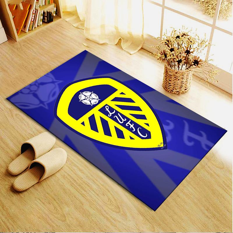 Новый ковер Lufc 2025 для гостиной, спальни, дома, украшение дивана, нескользящий коврик для игр детей 75