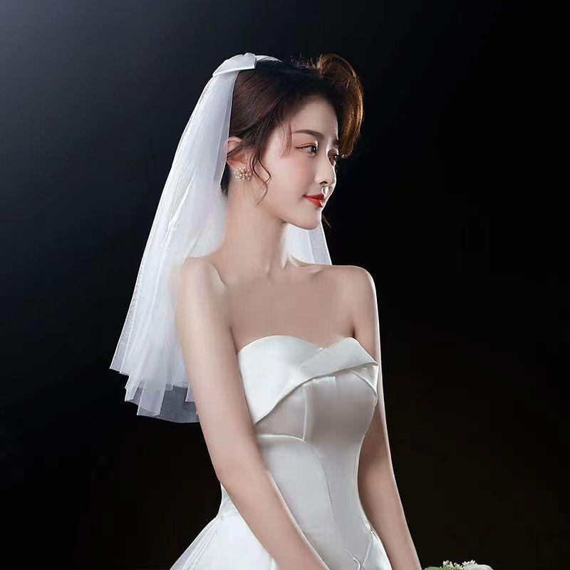 Свадебная фата невесты, двухслойная, короткая, прозрачная фата с милым бантом, аксессуары для волос для невесты, обрезанный край, прямая поставка