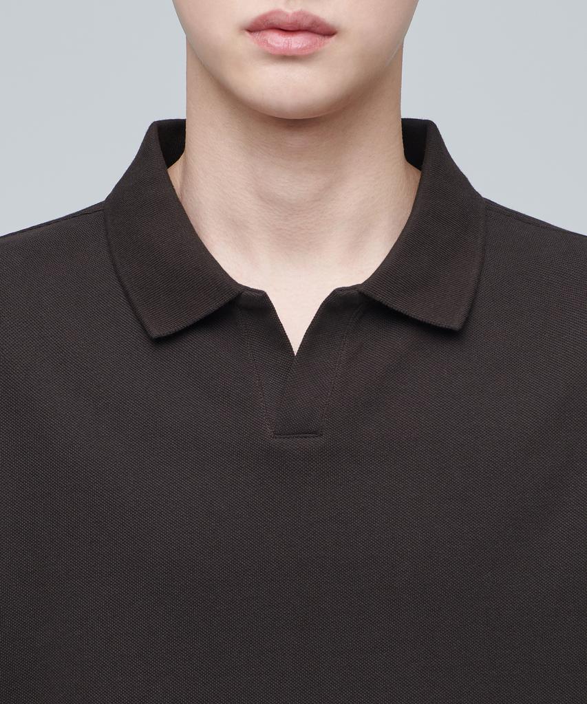 MUSINSA STANDARD Slit Neck Pique Polo Shirt [Dark Brown]