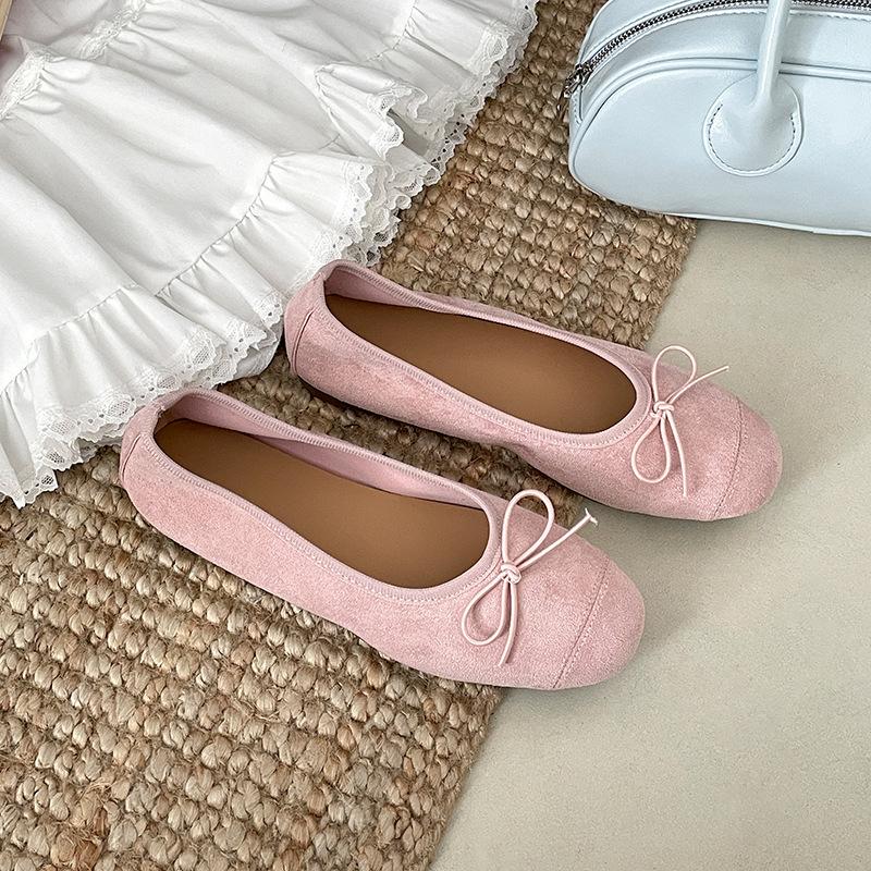 Модные и легкие туфли-лодочки во французском стиле балета с плоским дном и небольшим горлом, женские весенние туфли 2025 года с одной педалью и юбкой, туфли Мэри Джейн