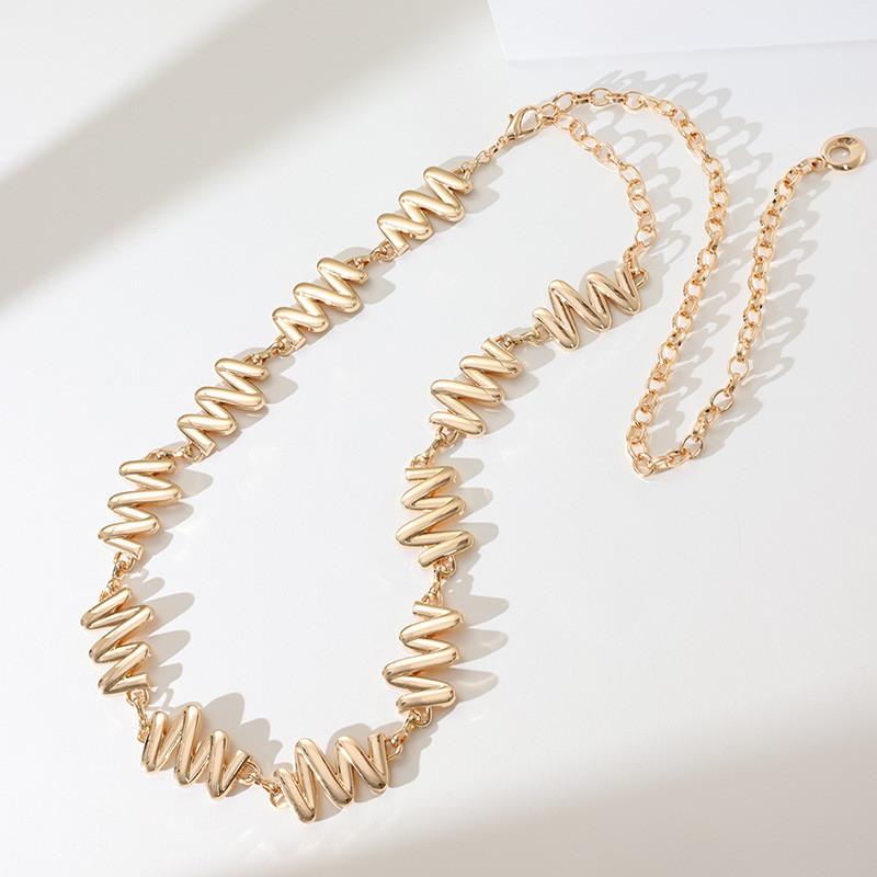 Womens Highquality Silver Waist Chain With Glossy Surface And Fashionable Design