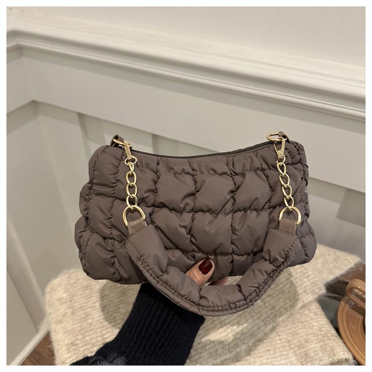 2024 Плиссированная сумка-облако с пузырями на плечо - Трендовый корейский дизайн подмышечной сумки из пухового хлопка