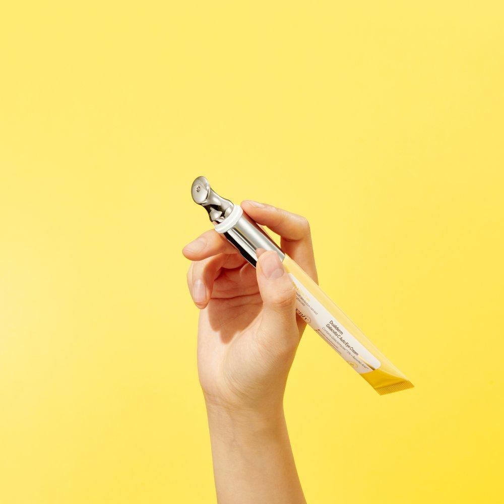 Прощай, темные круги под глазами, Galacvita C вибрационный крем для глаз 20 мл