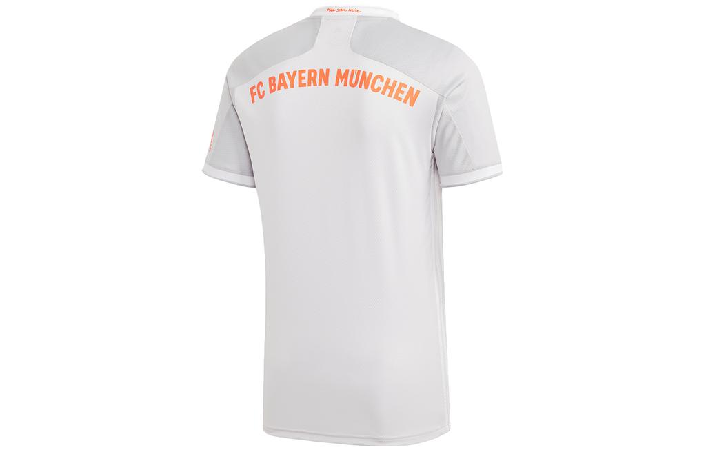 adidas Мужские белые футболки для футбола умеренного прямого кроя GE0583