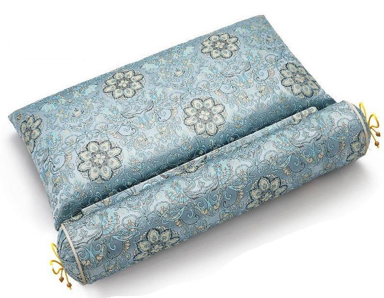 Многофункциональная подушка-грелка для шеи с травяным наполнителем