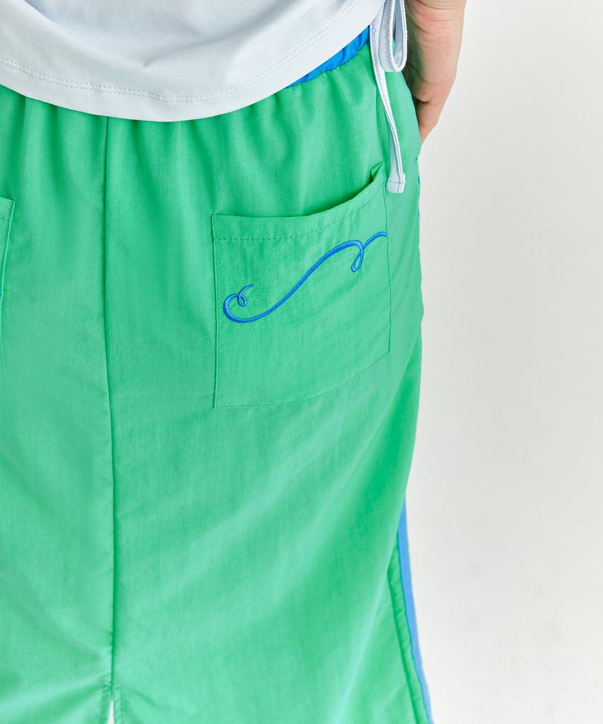 Adore Bell Contrast Line Skirt - Green