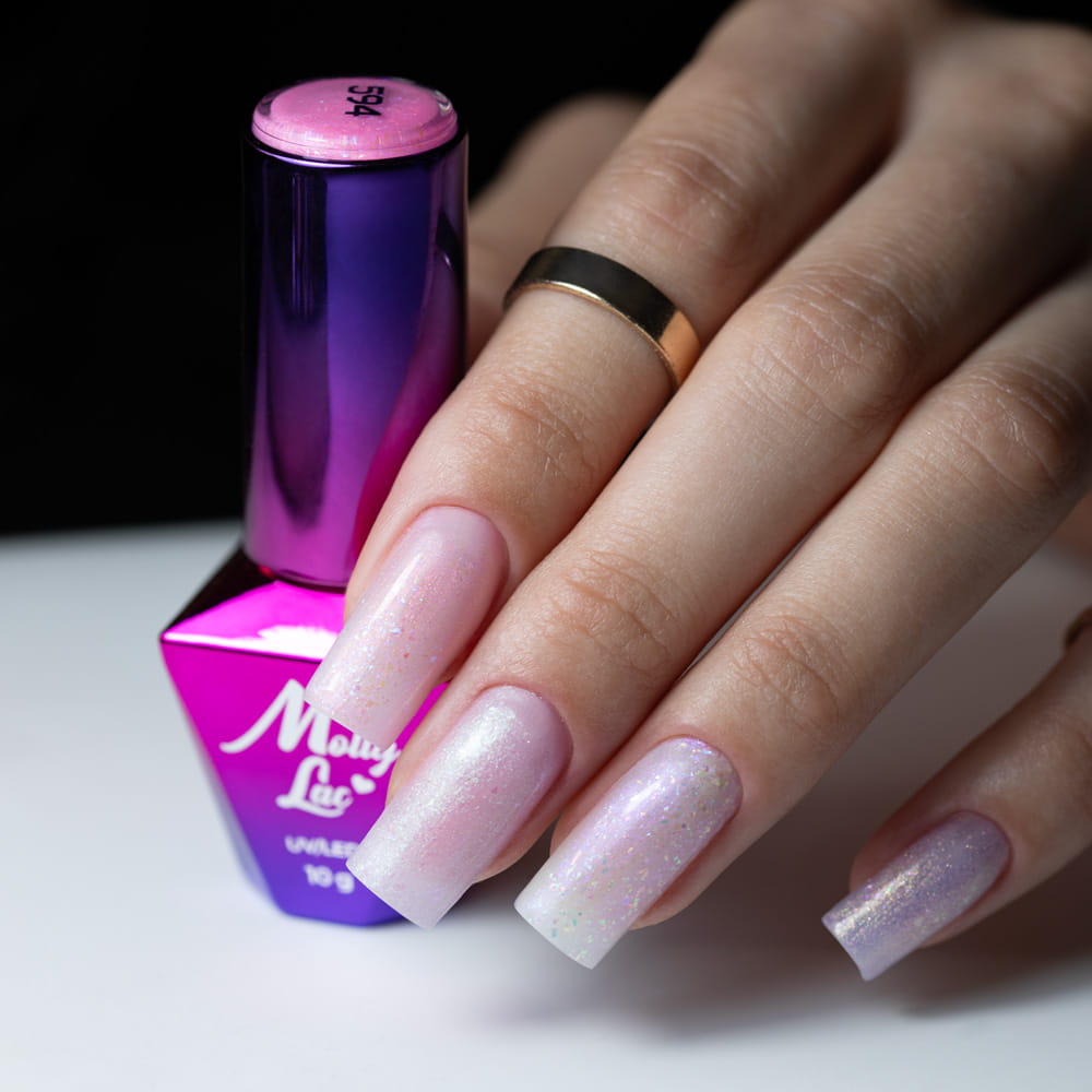 Гибридный лак LED/UV Гель-лак Mollylac Mermaid Whispers № 593 So Chic! 10G