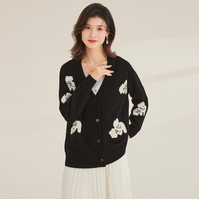 Retro Jacquard Cardigan Cotton Wool 100% Autumn/Winter V-neck Coat Versatile Women's Woolen Sweater for Daily Use