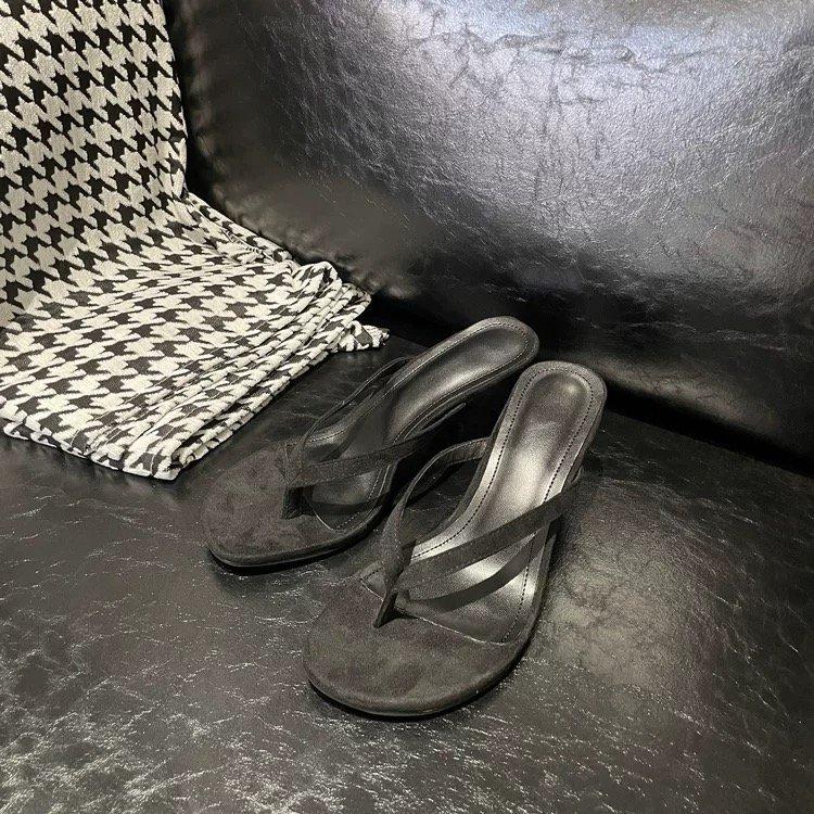 French retro high-end high-heeled women's shoes toe fashion sandals women's summer thick heels wear cool slippers