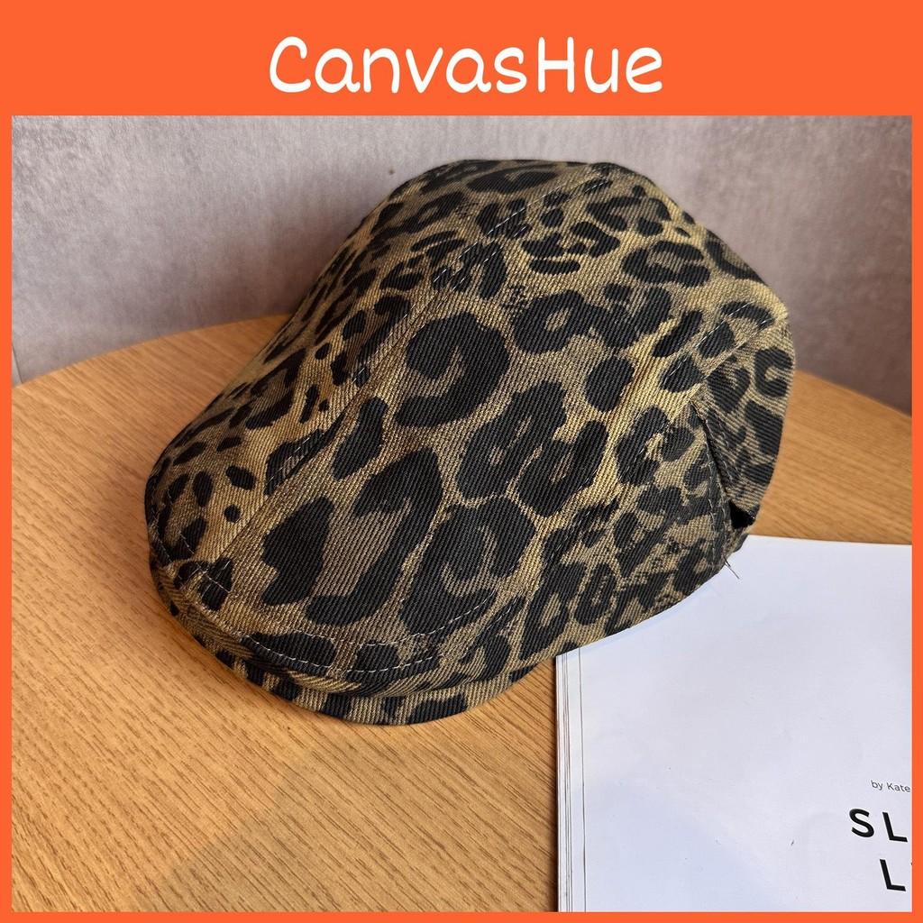Leopard Trendy Retro Print Flat Cap Windproof Warm Travel Features Looks Casual