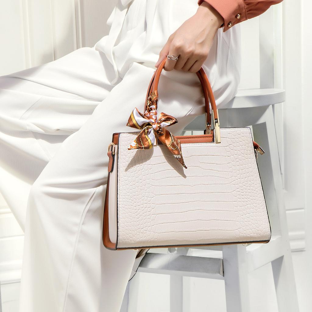 Elegant middle-aged mother's bag 2024 new fashion crocodile pattern handbag crossbody bag bride's red wedding bag for women