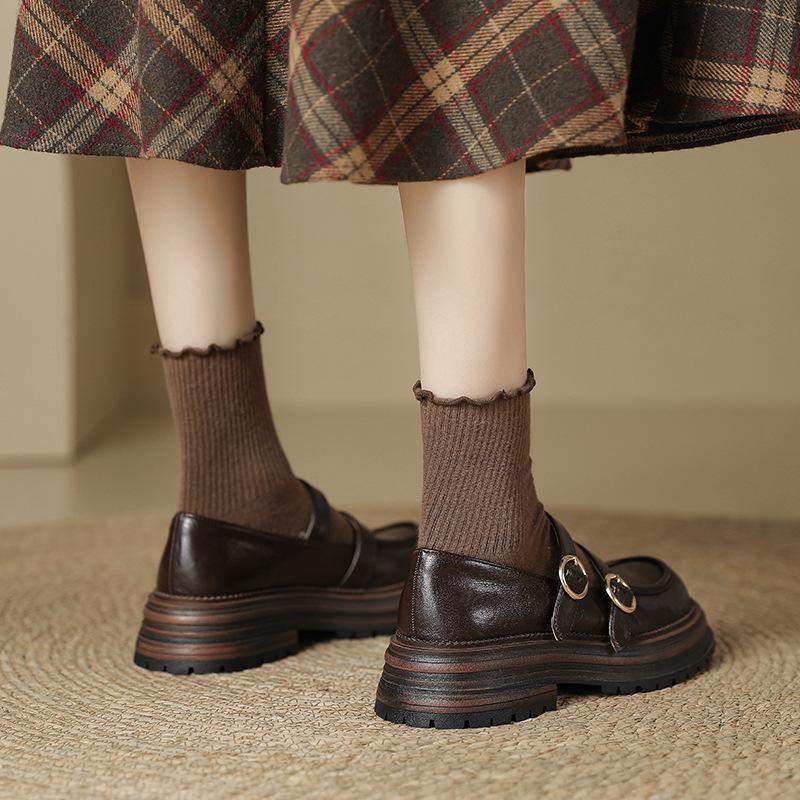 Маленькие кожаные туфли на платформе в британском стиле для женщин, модели ранней весны 2025 года, с круглым носком, ретро туфли-лодочки Мэри Джейн на одном ремешке для женщин