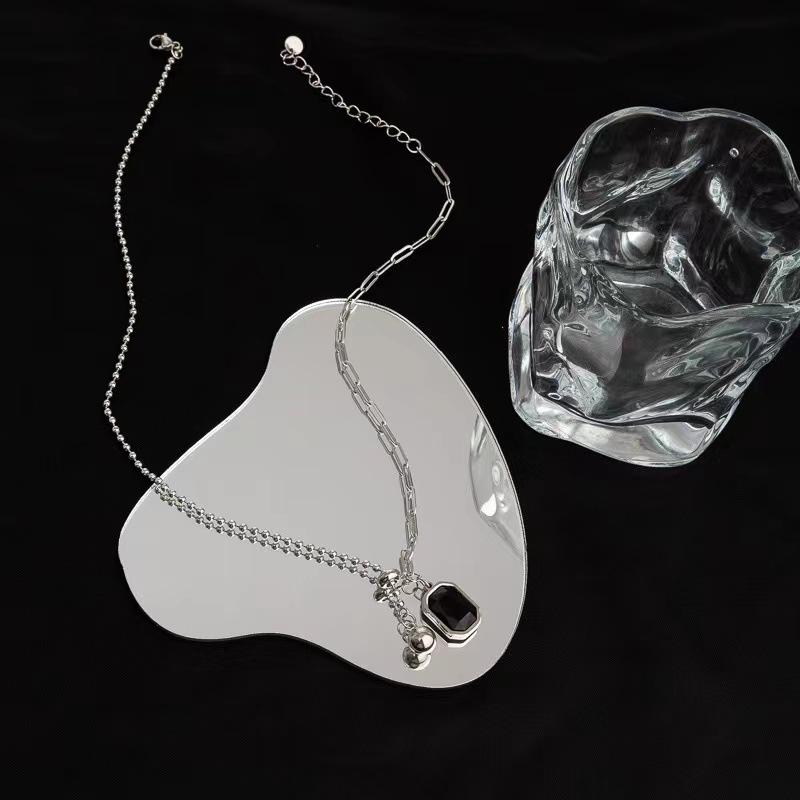 Women 'S New Black Block Pendant Necklace Women 'S Fringe Black Agate Clavicle Chain