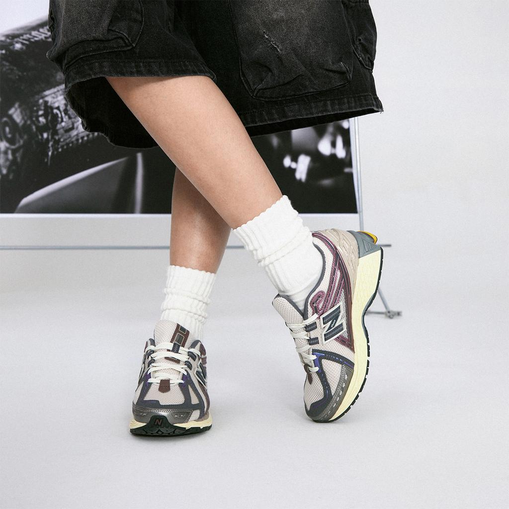 New Balance 1906R Кроссовки унисекс Licorice Кремовые Moonbeam Castlerock M1906RRA