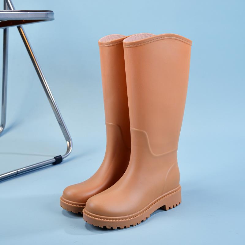 Модная дождевая обувь женская бархатная водная обувь водонепроницаемые и нескользящие резиновые сапоги с длинным голенищем водная обувь мягкая подошва удобные водные сапоги