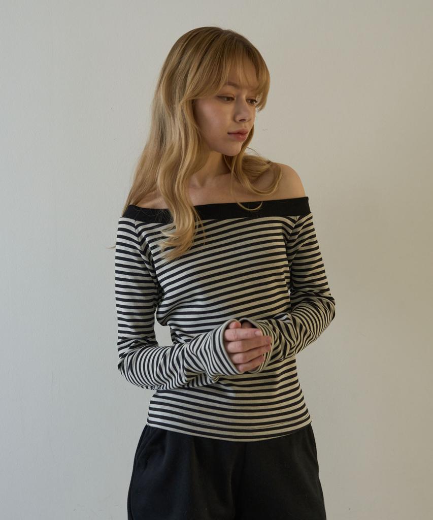 5OML One-Sided Off-Shoulder Striped Long Sleeve Black