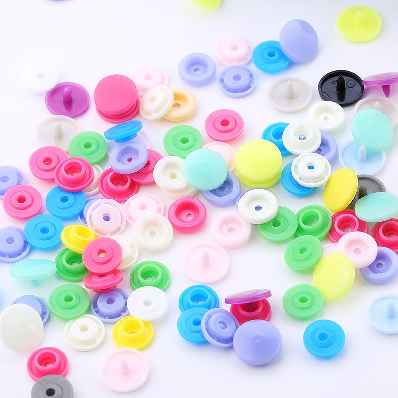 Wholesale T5 Plastic Snap Buttons For Clothing Diy Garment Press Stud Fasteners Used To Kids Diapers/Bibs/Bags/Folder/