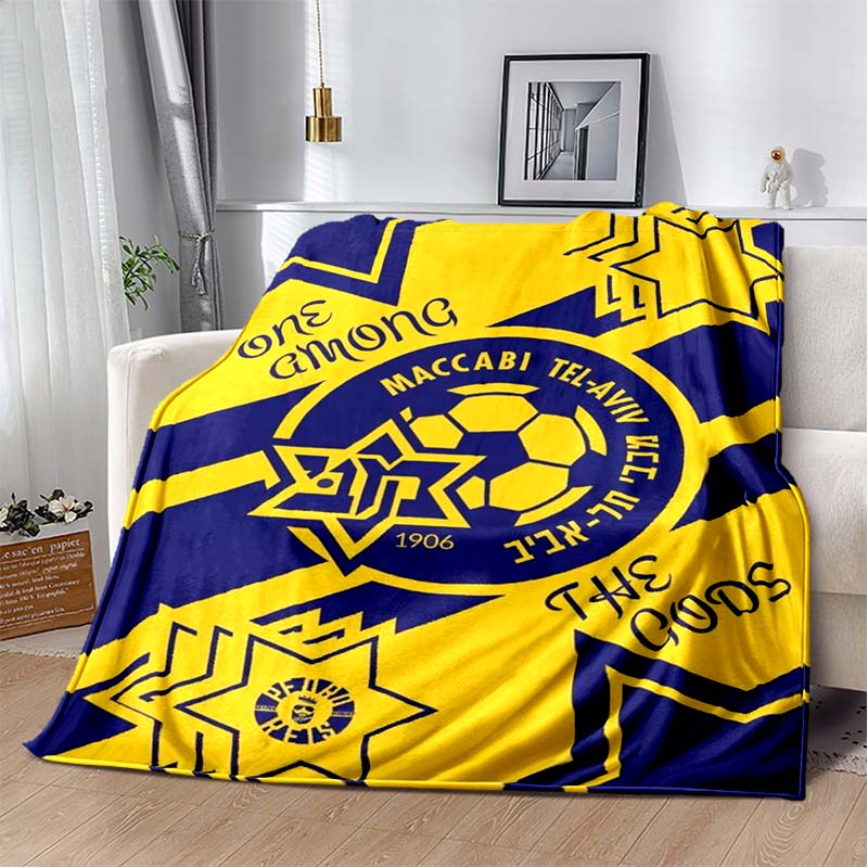 Maccabi Tel Aviv flannel blanket—soft and washable; a must-have for Israeli soccer fans and perfect for sofa decor.