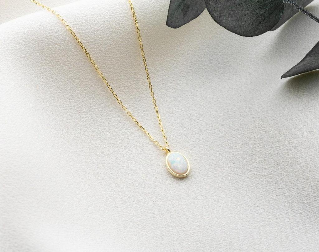 Изящное ожерелье из белого опала, ожерелье из настоящего опала, овальный кулон с белым опалом, рождественский подарок для женщин, подарок на день рождения только для нее.