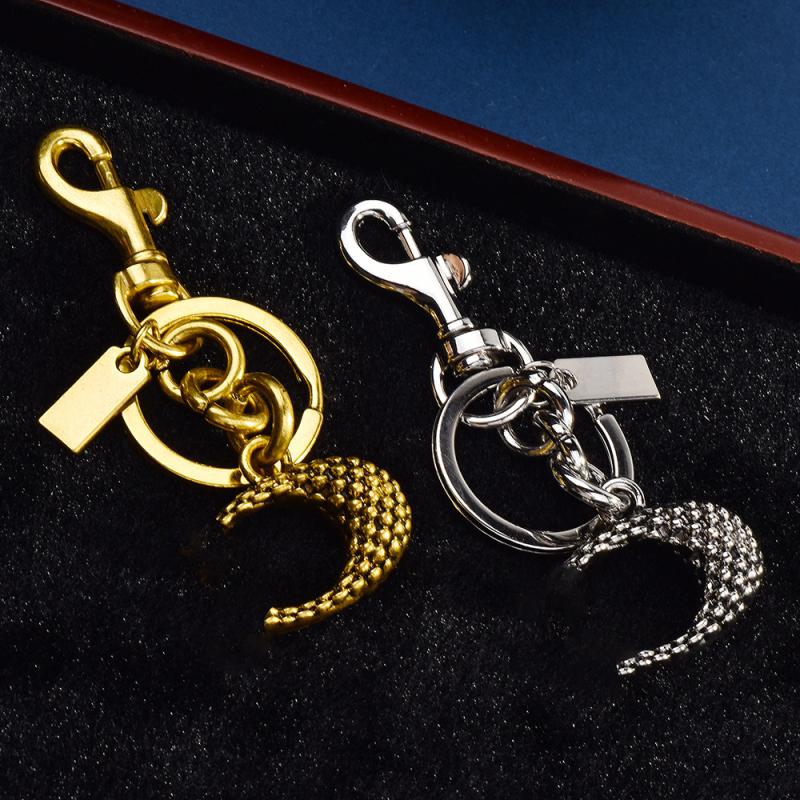 Exquisite Metal Letter Keychains For Women Y2K Bag Pendant Car Keyring Jewelry Gift Decoration Accessories