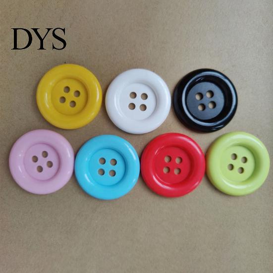 Large Plastic Buttons for Crafts 5Pcs Four-Hole Sewing Buttons, Oversized Craft Creative Colorful Crafting Fabric Projects DIY And Clothing Decoration