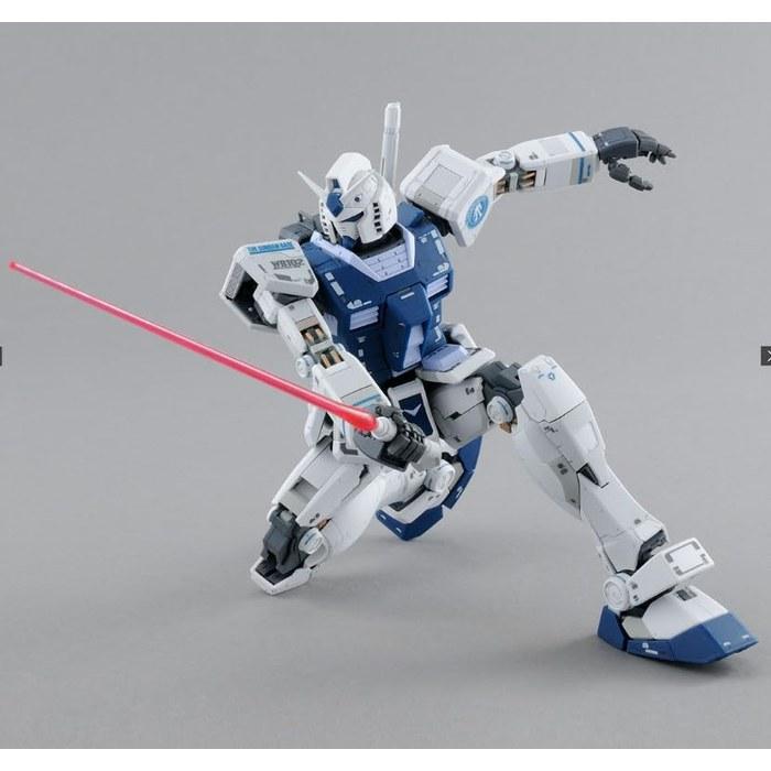 MG 1/100 RX-78-2 Gundam Ver.3.0 [Gundam Base Color] Model Kit 31.2cm x 8.2cm x 39.2cm