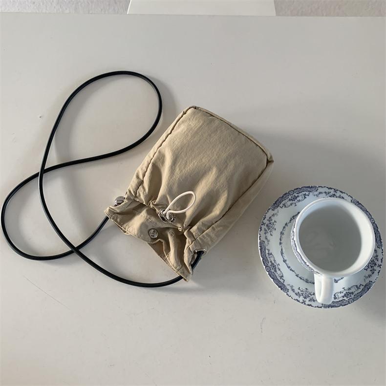 Ielgy Art Drawstring Design Canvas Mobile Phone Bag Light Casual Mini Shoulder Messenger Bag