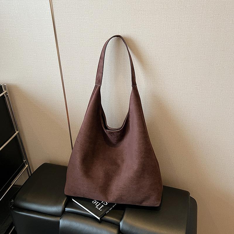 Large-capacity Tote Bag, Women's Korean Version, High-end Sense, Trendy Commuting, Simple and Versatile Shoulder Bag.
