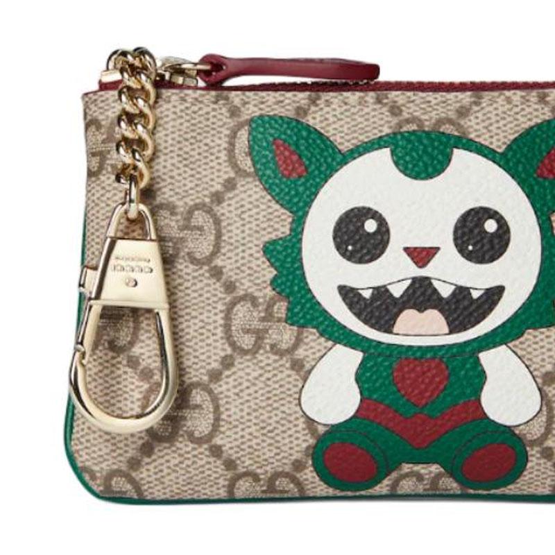 Gucci Мультяшный принт 'Besties' Ткань с покрытием Кошелек для ключей Женские аксессуары Бежевый Темно-коричневый 855376-FAFIK-9770
