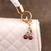 Милый брелок для ключей в виде вишневого фрукта, подвеска для автомобиля, украшение для сумки, наплечная сумка, подвесной орнамент, брелок, аксессуары, подарки