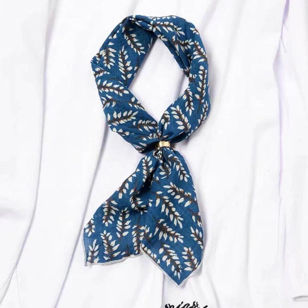 Retro Green Floral Small Silk Scarf - Korean Style Women's Versatile Autumn/Spring Accessory, Thin Square for Neck or Headband