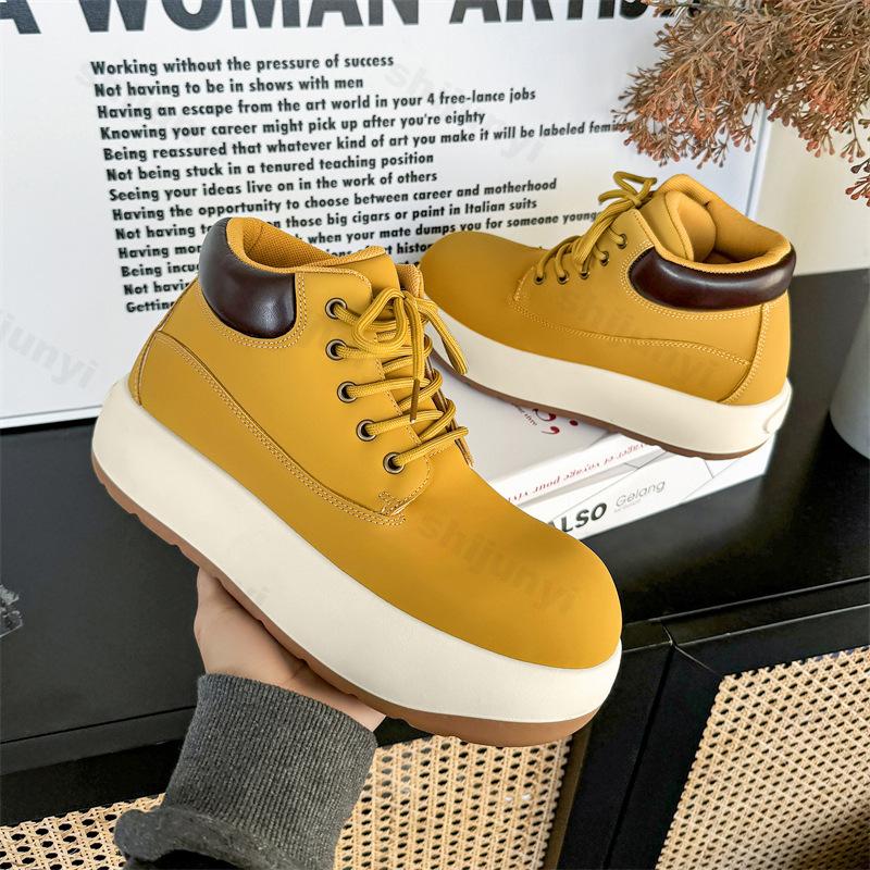 Fashion 2025 New Men's Casual Shoes Retro Motorcycle High Top Fashion Trend Boots Comfortable Non slip Height Increasing Chunky sneakers